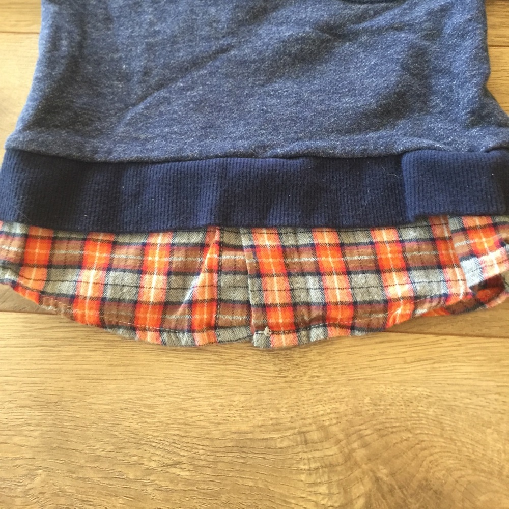 Sweatshirt - Picture 3 of 4